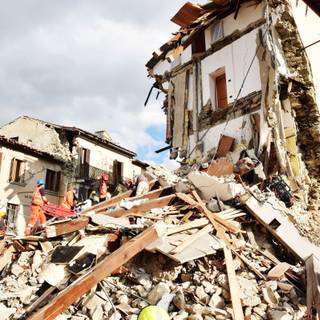 Earthquake 4k wallpaper