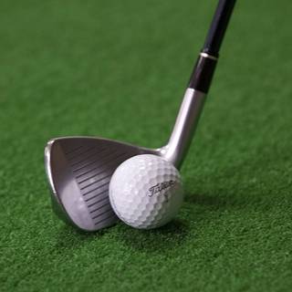 Golf course iPhone wallpaper