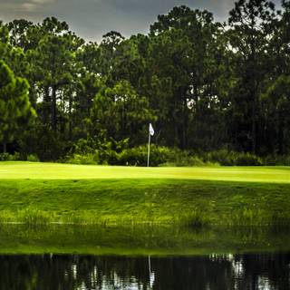 Golf course iPhone wallpaper