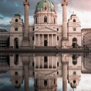 Vienna iPhone wallpaper