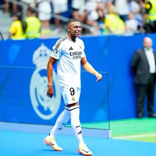 Mbappe Madrid wallpaper