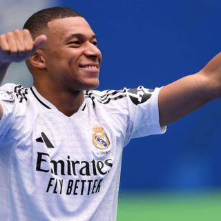 Mbappe Madrid wallpaper