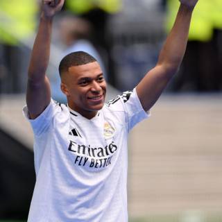 Mbappe Madrid wallpaper