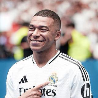 Mbappe Madrid wallpaper