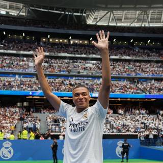 Mbappe Madrid wallpaper