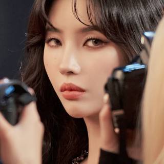 NOBODY Jeon Soyeon wallpaper