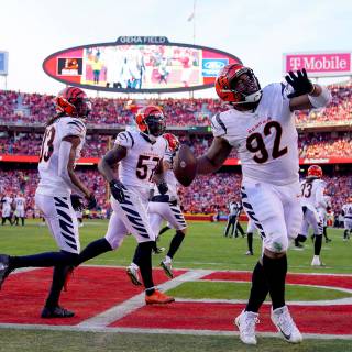 Aesthetic Bengals computer wallpaper