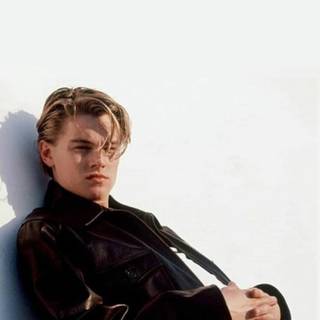 Leonardo DiCaprio 90s wallpaper