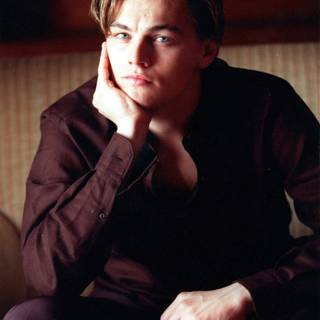Leonardo DiCaprio 90s wallpaper