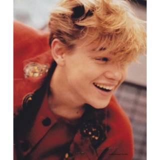 Leonardo DiCaprio 90s wallpaper