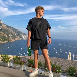 Ryan Trahan wallpaper