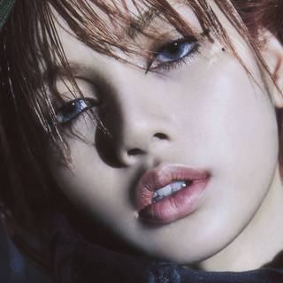 LISA New Woman wallpaper