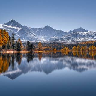 Autumn lake mountain wallpaper