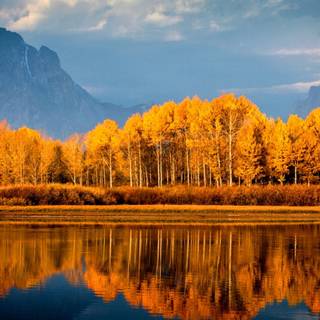 Autumn lake mountain wallpaper