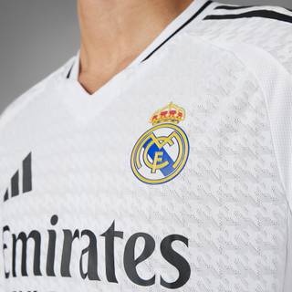 Real Madrid 2024/25 wallpaper