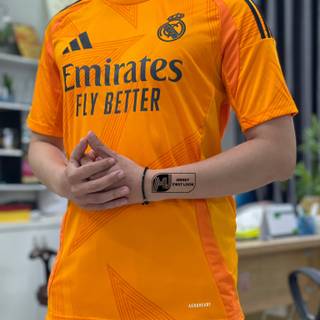 Real Madrid 2024/25 wallpaper