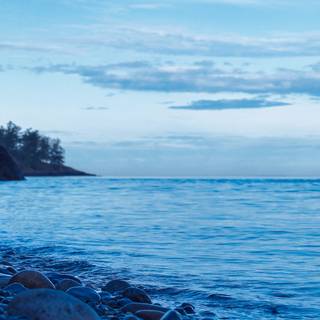 Beach iPhone 13 wallpaper