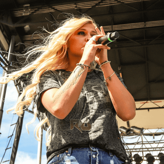 Sadie Bass wallpaper