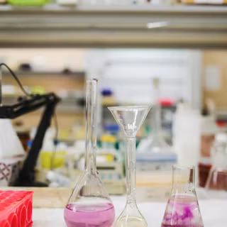 Chemistry lab 4k wallpaper