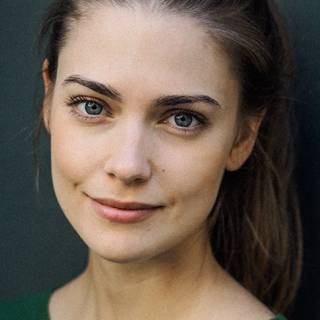 Laura Berlin wallpaper