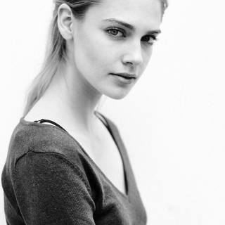 Laura Berlin wallpaper