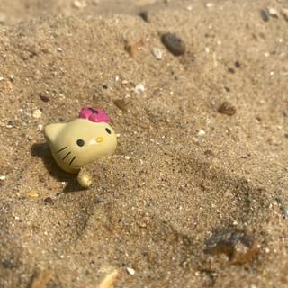 Hello Kitty beach wallpaper