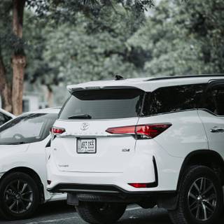 Toyota Fortuner 4k wallpaper