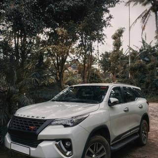 Toyota Fortuner 4k wallpaper