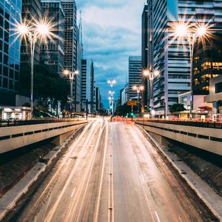 Street lights iPhone wallpaper