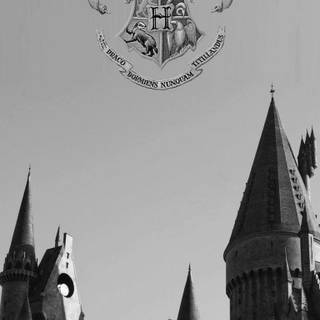 Harry Potter iPhone 13 wallpaper