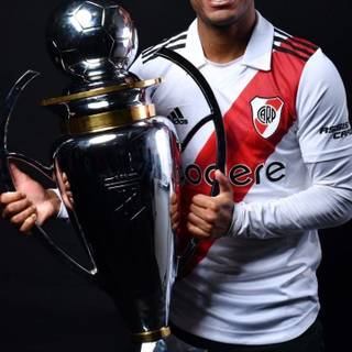 Nicolás de la Cruz wallpaper