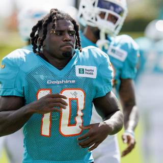 Tyreek Hill cool wallpaper