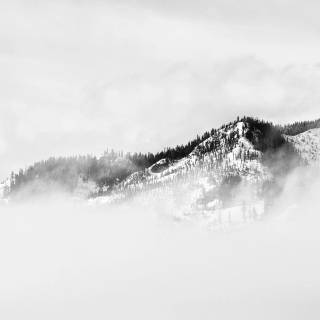 Minimalist mountain winter wallpaper