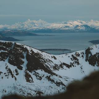 iPhone Norway winter wallpaper