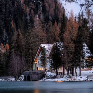 Winter house mobile wallpaper