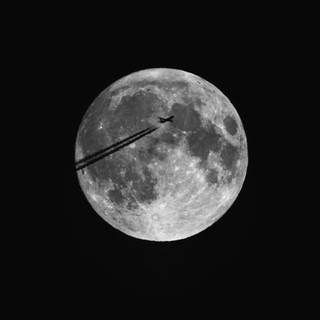 Simple black phone wallpaper