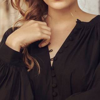 Elizabeth Olsen phone wallpaper
