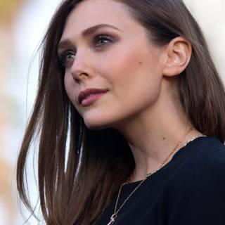 Elizabeth Olsen phone wallpaper