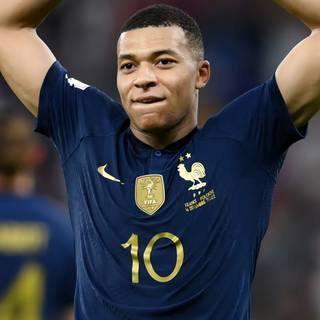 iPhone Mbappe wallpaper