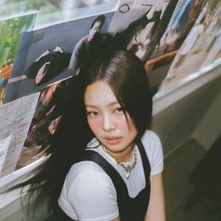 Jennie Spot! wallpaper