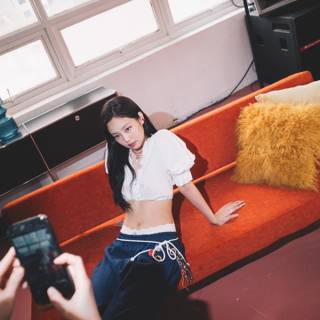 Jennie Spot! wallpaper