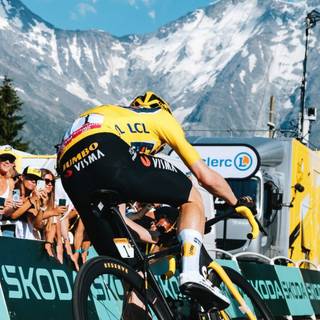 2024 Tour de France wallpaper