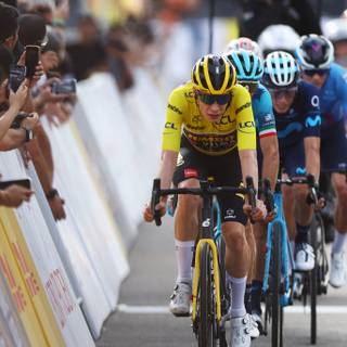 2024 Tour de France wallpaper