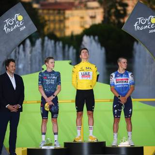 2024 Tour de France wallpaper