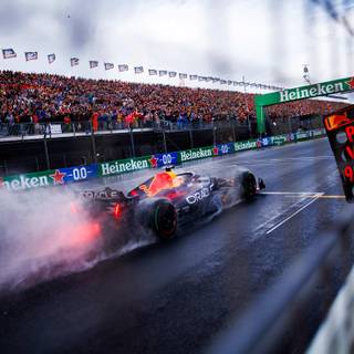 Red Bull Racing RB19 wallpaper