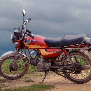 Honda CD 70 wallpaper