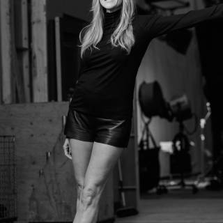 Kaitlin Olson wallpaper