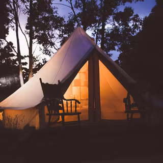 Glamping wallpaper