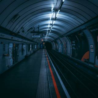 4k subway wallpaper
