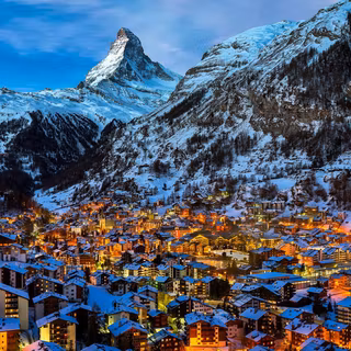 Winter city lights wallpaper